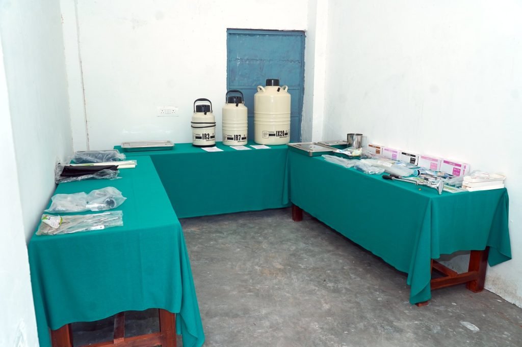 Artificial insemination equipment display